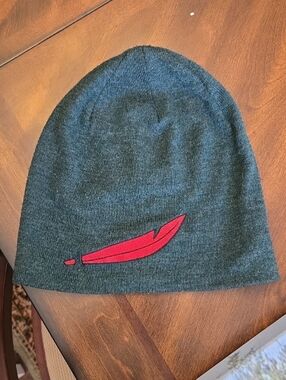 Disneys Dark Green Robin Hood Knit Beanie with Red Feather Accent